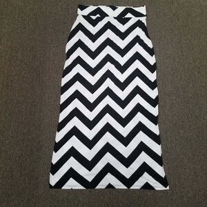 A.N.A Chevron Maxi Skirt *Medium, waist 30, length